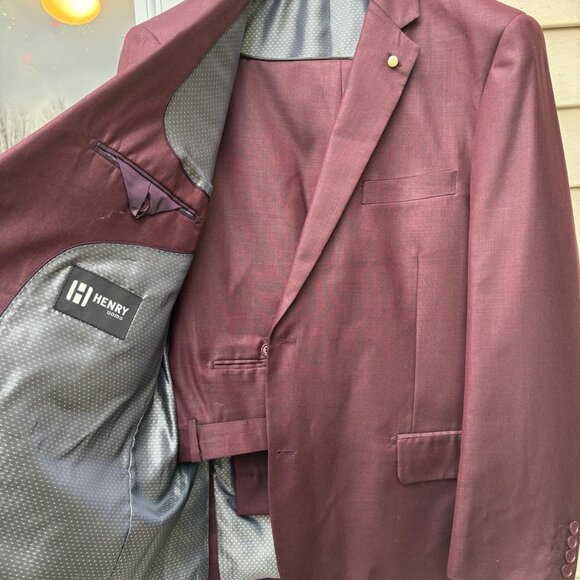 Burgundy Men’s Suit - Henry Uomo - Picture 2 of 3